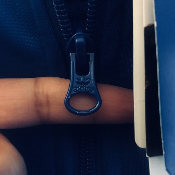 Adidas - Picture 7 of 8